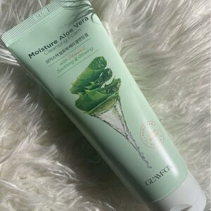 glamfoxx Aloe Vera Moisture Cleansing Foam — Mint Green Tube